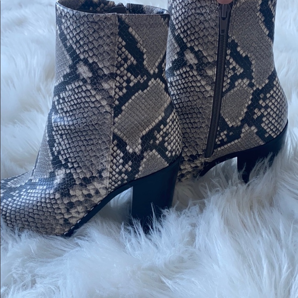 Snake print Loviren Aldo booties - Picture 3 of 5